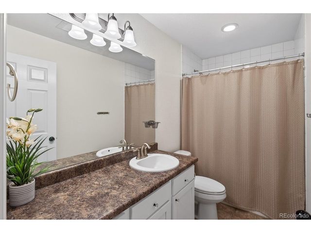 20701 E 52nd Ave, Denver, CO 80249