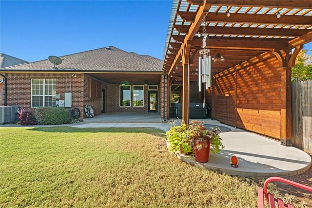 1401 River Birch Drive, Yukon, OK 73099