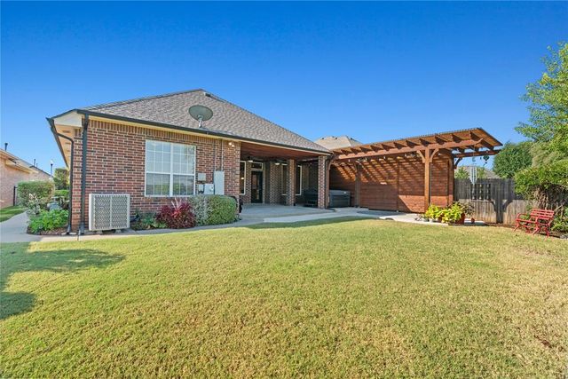 1401 River Birch Drive, Yukon, OK 73099