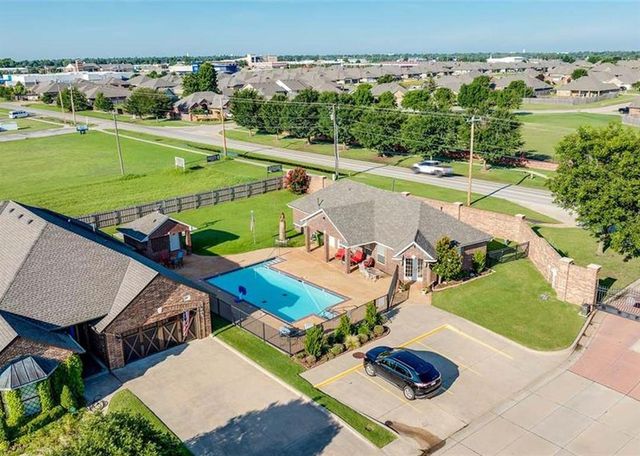 1401 River Birch Drive, Yukon, OK 73099