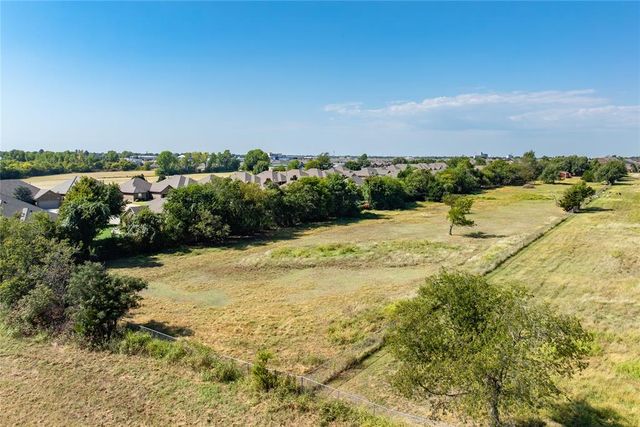 1401 River Birch Drive, Yukon, OK 73099