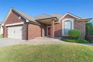 1401 River Birch Drive, Yukon, OK 73099