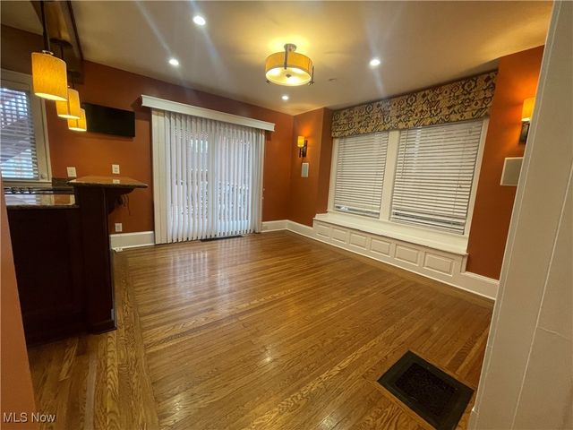 1451 W 116th Street, Cleveland, OH 44102