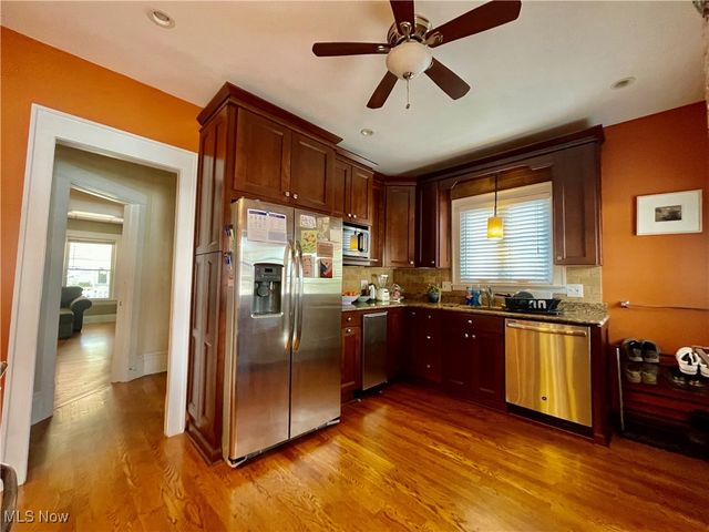 1451 W 116th Street, Cleveland, OH 44102