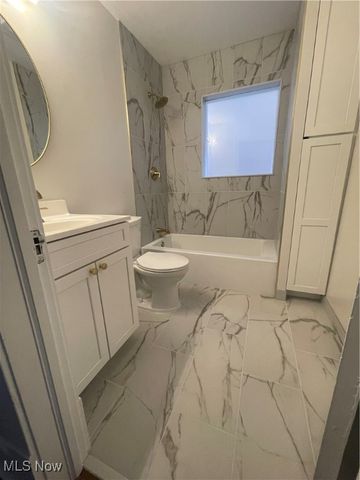 1451 W 116th Street, Cleveland, OH 44102