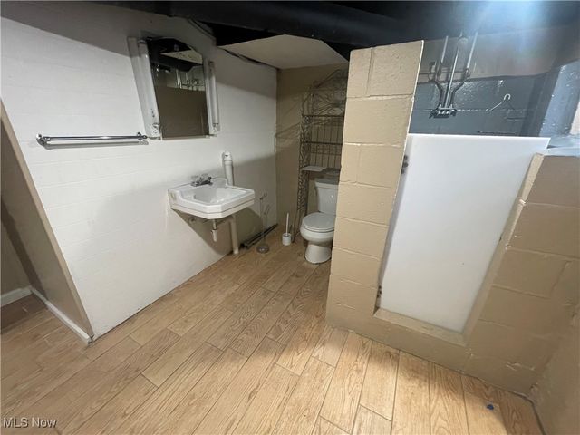 1451 W 116th Street, Cleveland, OH 44102