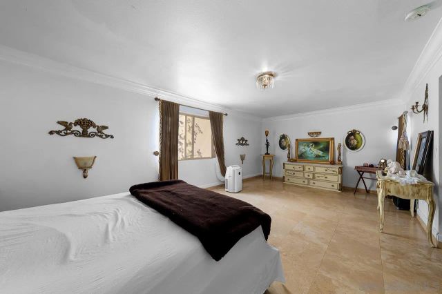 5628 Desert View Drive, La Jolla, CA 92037