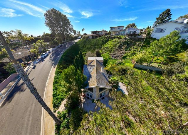 5628 Desert View Drive, La Jolla, CA 92037