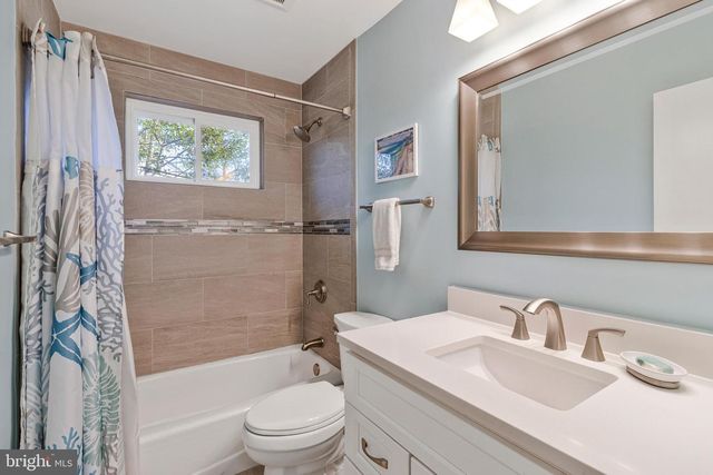 6203 MELVERN DR, Bethesda, MD 20817