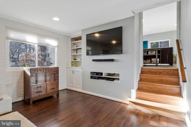 6203 MELVERN DR, Bethesda, MD 20817