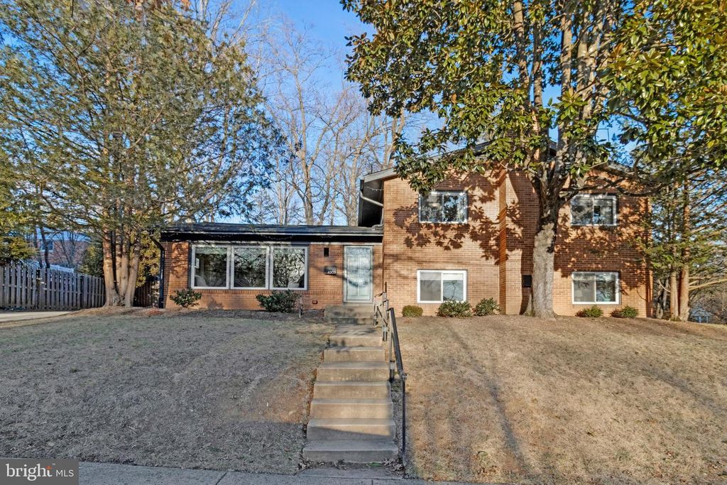 6203 MELVERN DR, Bethesda, MD 20817