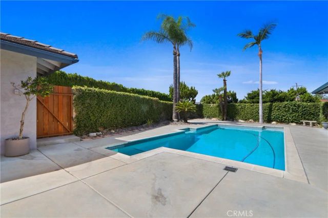 1414 E Laurel, Glendora, CA 91741