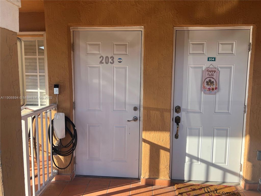 7845 W 36th Ave 203, Hialeah, FL 33018