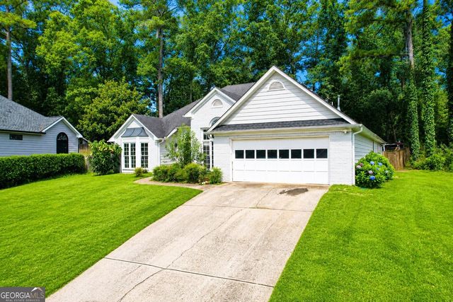 1450 Stampmill Way, Lawrenceville, GA 30043