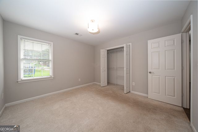 1450 Stampmill Way, Lawrenceville, GA 30043