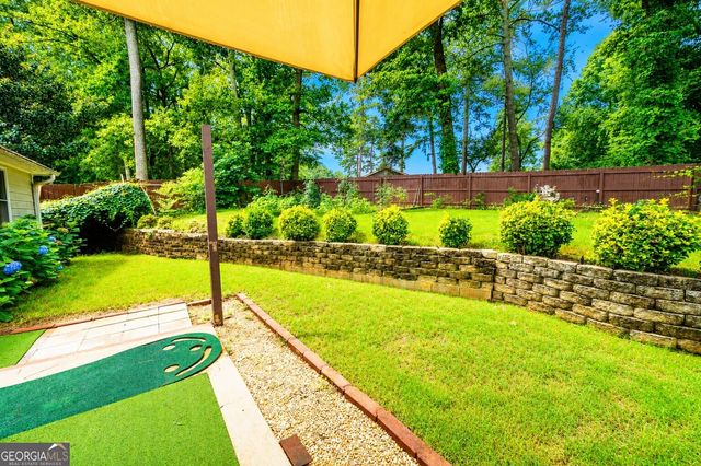 1450 Stampmill Way, Lawrenceville, GA 30043