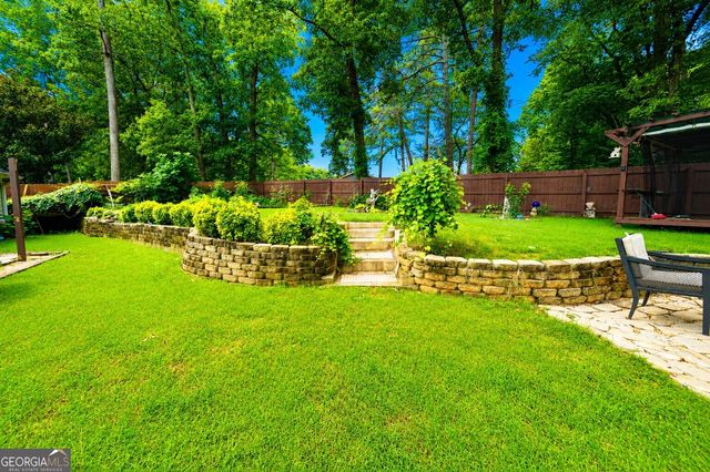 1450 Stampmill Way, Lawrenceville, GA 30043