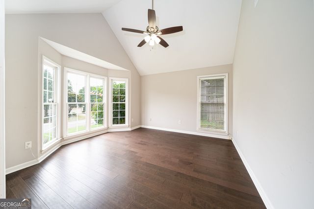 1450 Stampmill Way, Lawrenceville, GA 30043
