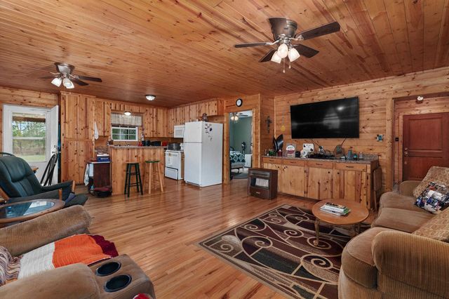 13618 CR 4196D, Henderson, TX 75654