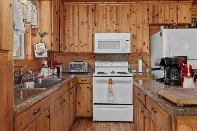 13618 CR 4196D, Henderson, TX 75654