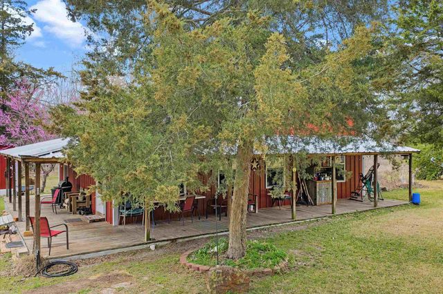 13618 CR 4196D, Henderson, TX 75654