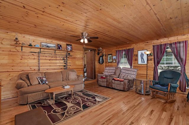 13618 CR 4196D, Henderson, TX 75654