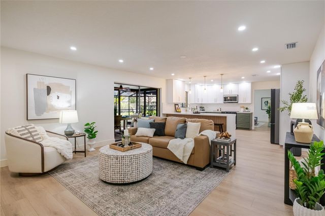 2506 COLLEGE HILL DRIVE, Brandon, FL 33511