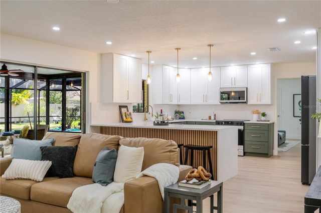 2506 COLLEGE HILL DRIVE, Brandon, FL 33511