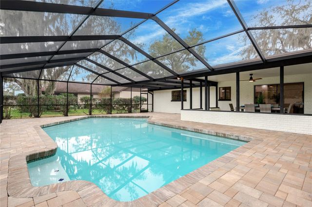 2506 COLLEGE HILL DRIVE, Brandon, FL 33511