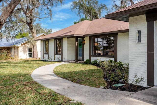 2506 COLLEGE HILL DRIVE, Brandon, FL 33511