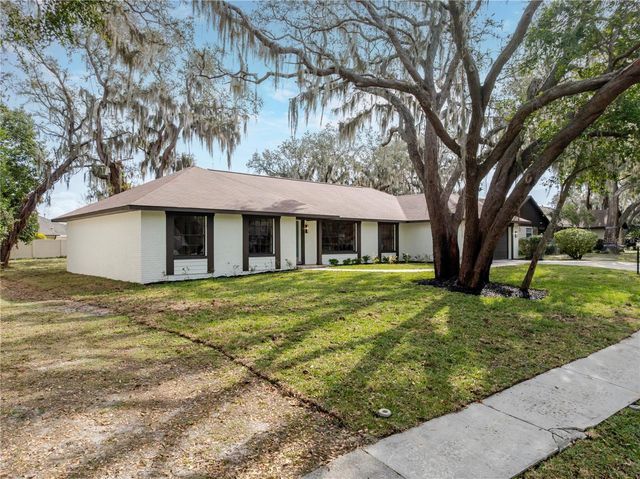 2506 COLLEGE HILL DRIVE, Brandon, FL 33511