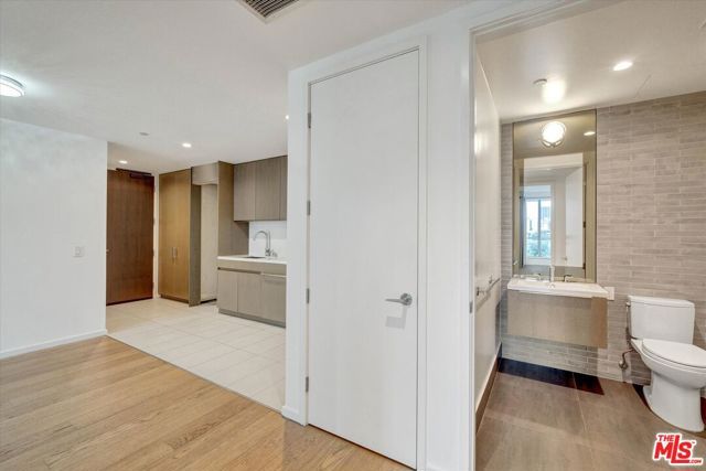 889 Francisco Street 911, Los Angeles, CA 90017