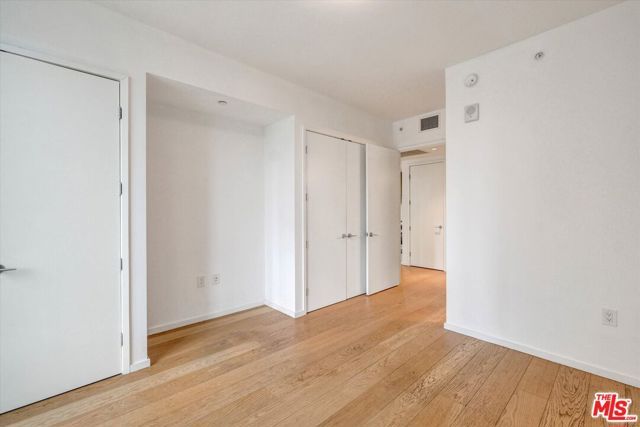 889 Francisco Street 911, Los Angeles, CA 90017