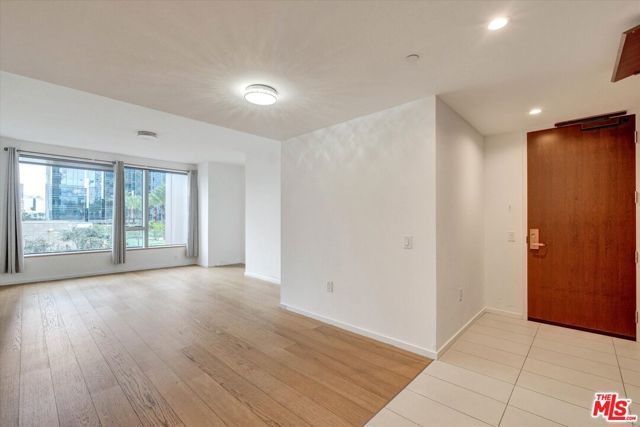 889 Francisco Street 911, Los Angeles, CA 90017