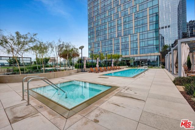 889 Francisco Street 911, Los Angeles, CA 90017