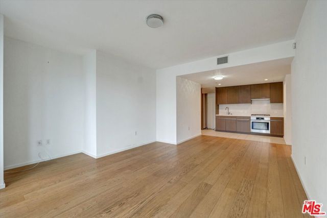 889 Francisco Street 911, Los Angeles, CA 90017