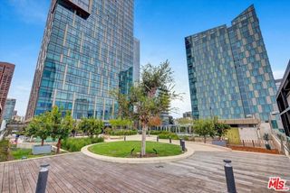 889 Francisco Street 911, Los Angeles, CA 90017