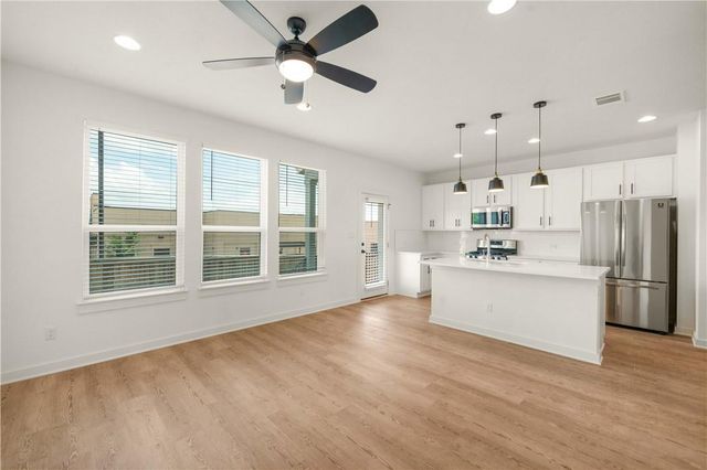 5160 N AW Grimes BLVD 190, Round Rock, TX 78665