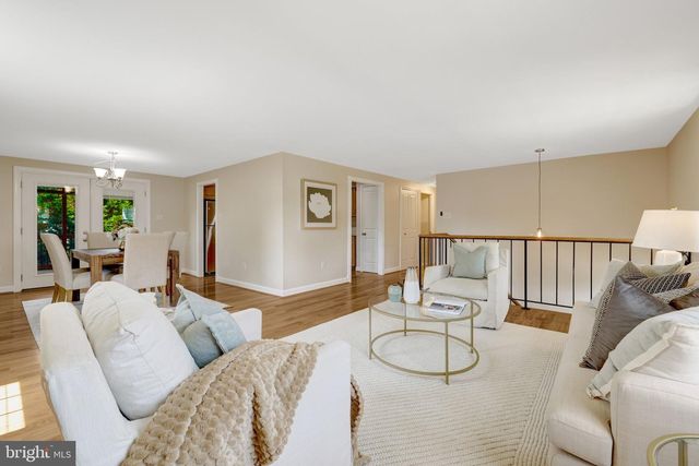 4224 MINSTRELL LN, Fairfax, VA 22033