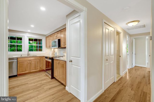 4224 MINSTRELL LN, Fairfax, VA 22033