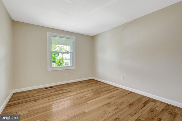 4224 MINSTRELL LN, Fairfax, VA 22033