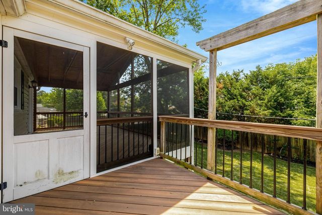 4224 MINSTRELL LN, Fairfax, VA 22033