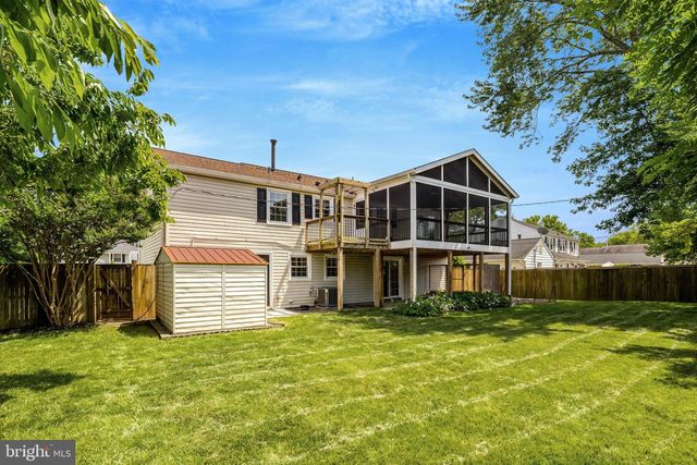 4224 MINSTRELL LN, Fairfax, VA 22033