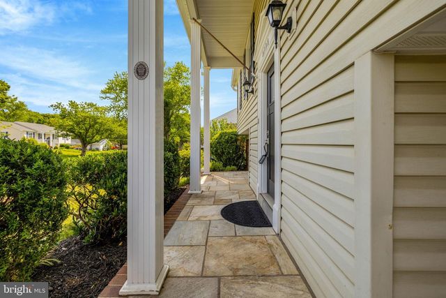 4224 MINSTRELL LN, Fairfax, VA 22033