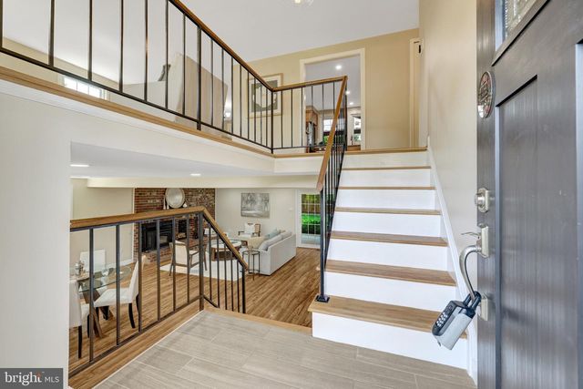 4224 MINSTRELL LN, Fairfax, VA 22033