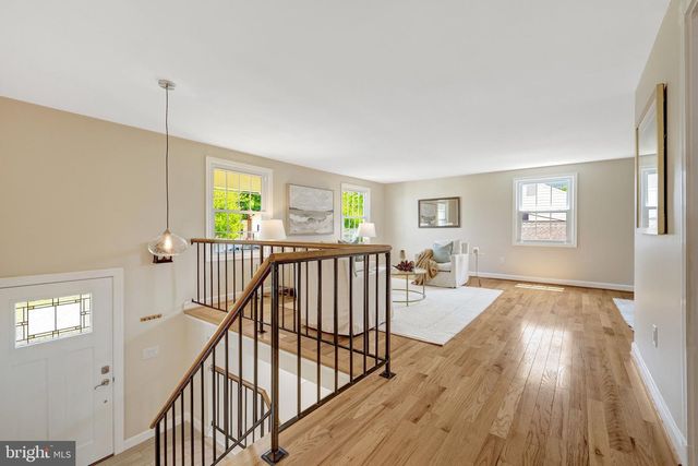 4224 MINSTRELL LN, Fairfax, VA 22033