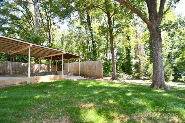 3612 Winterfield Place, Charlotte, NC 28205