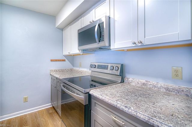 3872 Staffordshire LN, Williamsburg, VA 23188