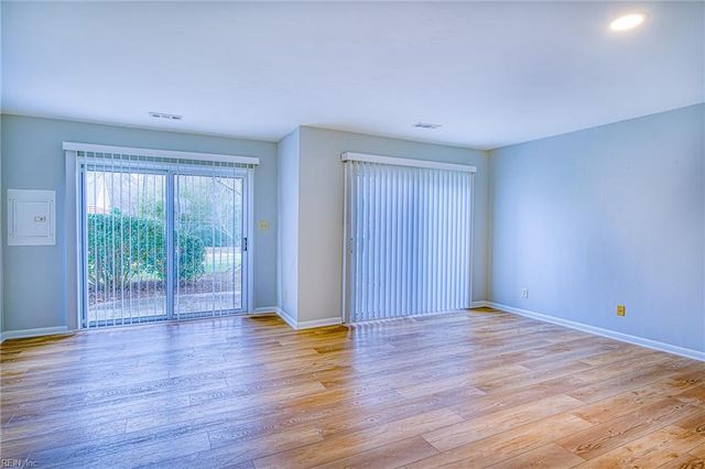 3872 Staffordshire LN, Williamsburg, VA 23188