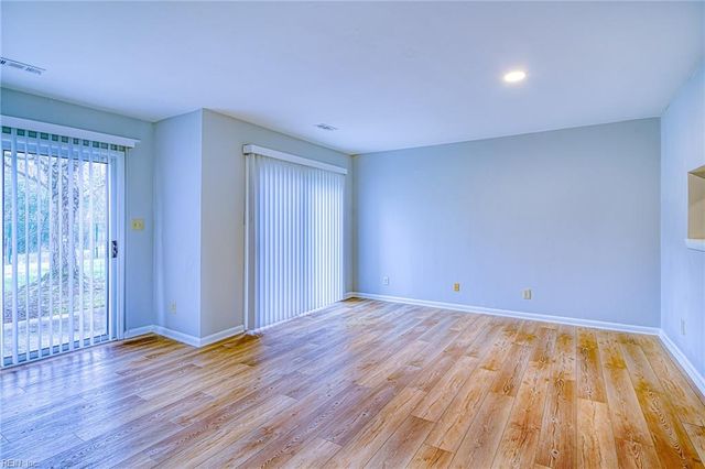 3872 Staffordshire LN, Williamsburg, VA 23188